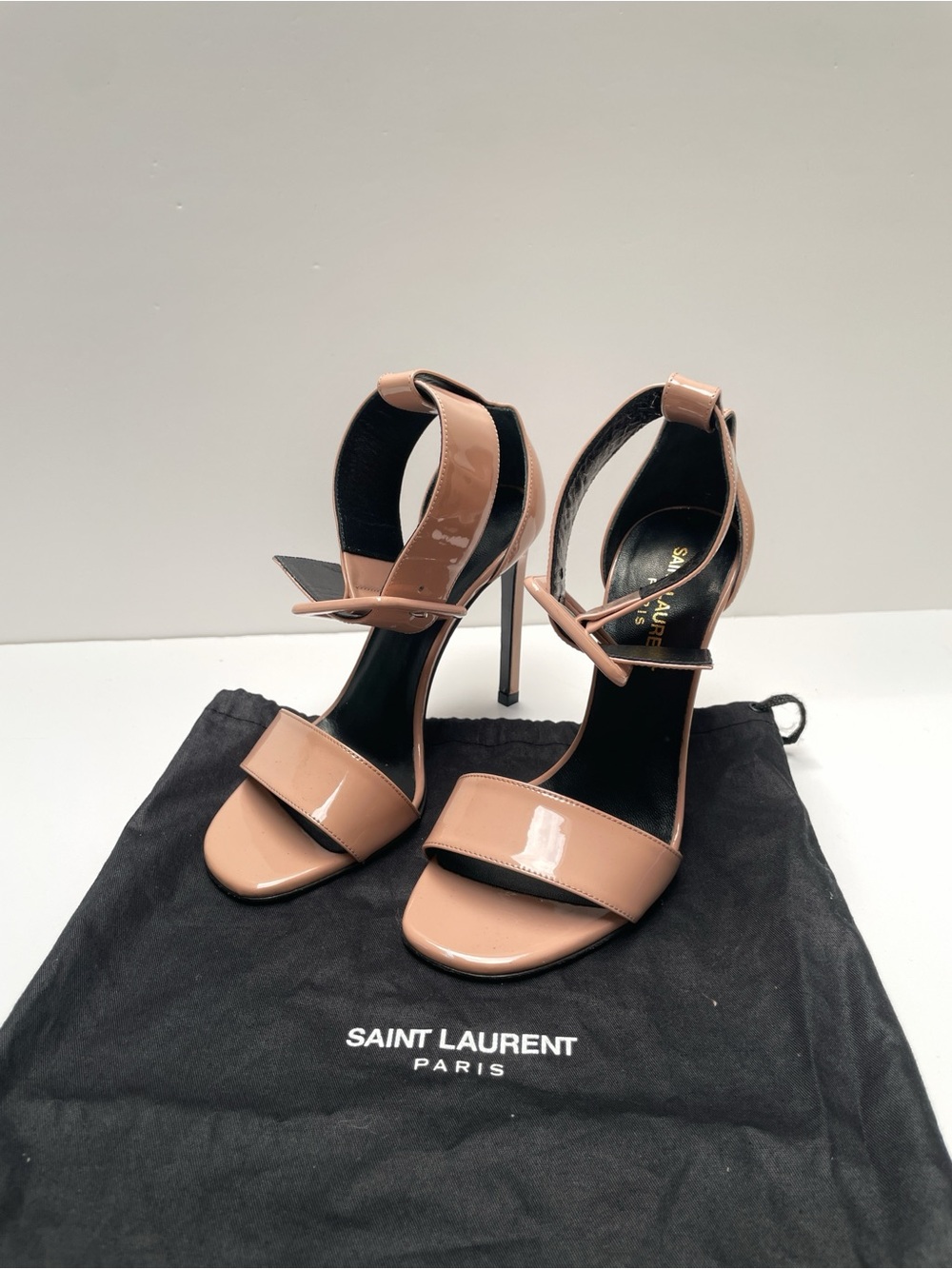 Saint Laurent Nude Patent Leather Ankle-Strap Sandals 35